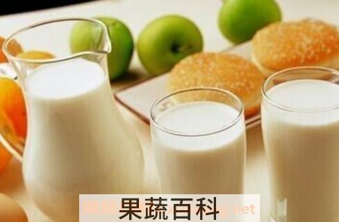 喝纯牛奶有什么好处与坏处
