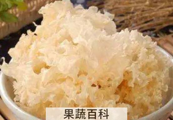 银耳为什么不能天天吃 吃银耳的副作用与禁忌