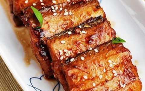 带鱼的热量高吗 带鱼的热量是多少