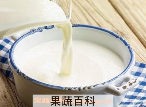 用牛奶怎么洗脸 牛奶洗脸方法步骤
