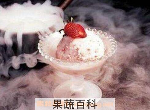液氮冰淇淋怎么吃