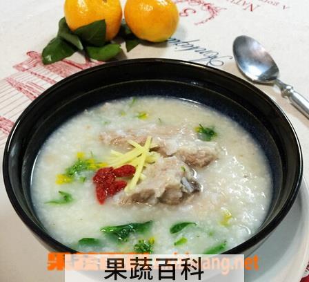 果蔬百科油菜花排骨粥的做法