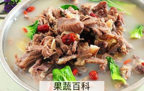 地椒叶炖羊肉的方法