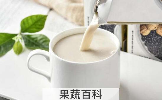 生牛乳和脱脂牛乳的区别 吃牛乳的好处