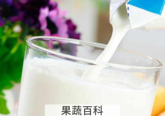 生牛乳和脱脂牛乳的区别 吃牛乳的好处