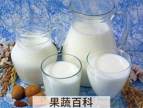 腹泻能喝牛奶吗