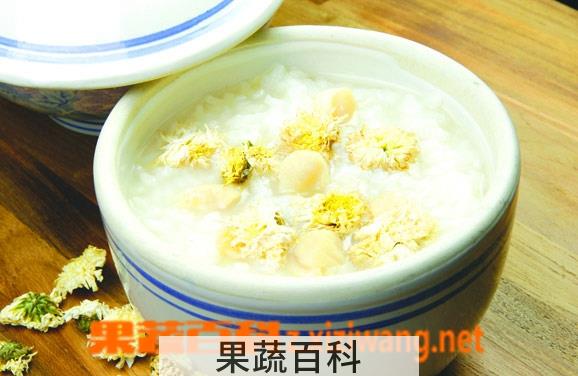 果蔬百科雪梨菊花粥的做法