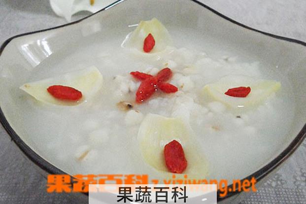 果蔬百科百合薏仁粳米粥的做法