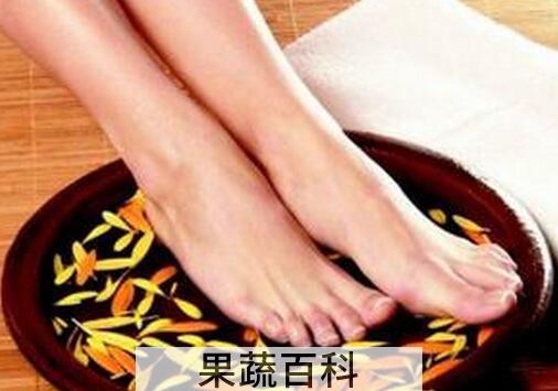 果蔬百科陈醋泡脚的功效与作用