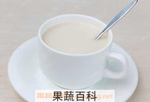 什么是脱脂牛奶