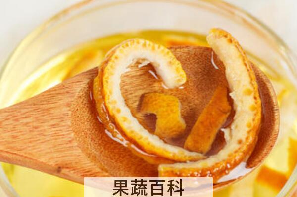 桔子皮泡水喝的功效与作用 桔子皮泡水的好处