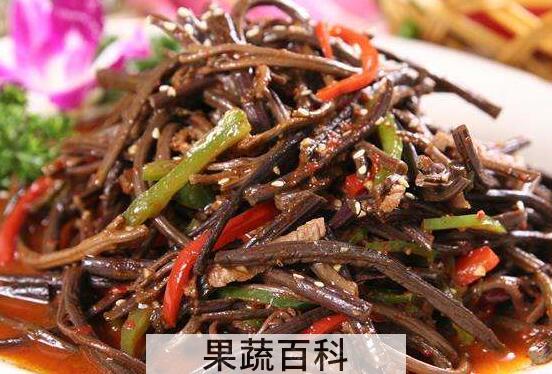 山蕨菜怎么吃 山蕨菜的食用方法