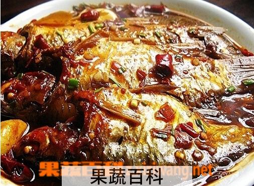 果蔬百科红烧鲫鱼