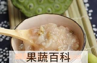 果蔬百科人参莲子木耳粥的做法