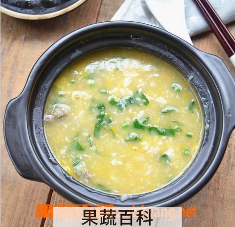 果蔬百科窝蛋牛肉粥的做法