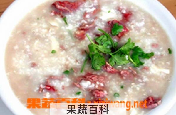果蔬百科白术枸杞山药粥