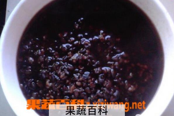 果蔬百科黑米燕麦粥