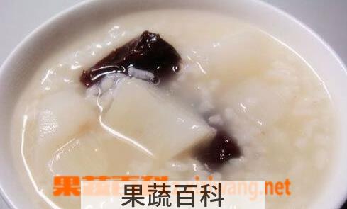 果蔬百科山药熬粥