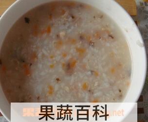果蔬百科香菇青菜鸡肉粥