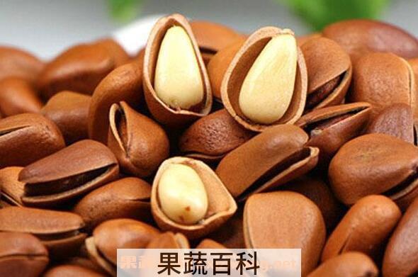开口松子是怎么弄开口的 吃开口松子有什么好处　