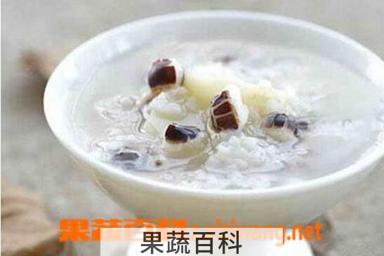果蔬百科山药薏米芡实粥