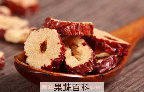 什么是干红枣 干吃红枣的功效与作用
