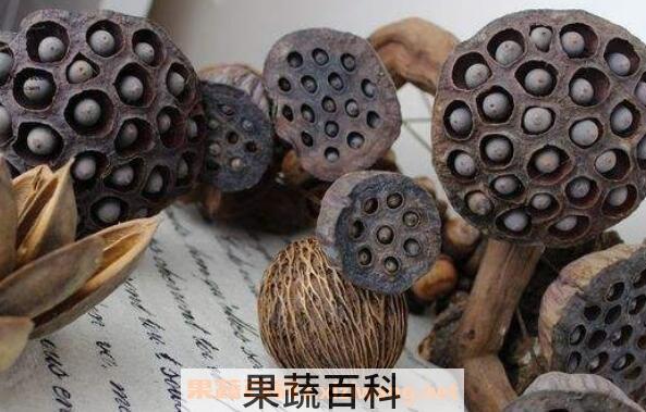莲蓬壳煮水喝的功效与禁忌