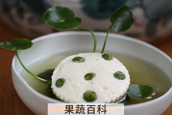  莲蓬煲汤有什么作用