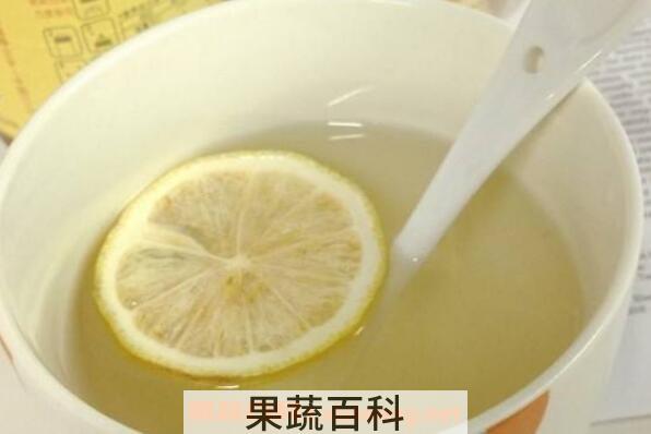 柠檬蜂蜜水的功效与作用 柠檬蜂蜜水的食用禁忌