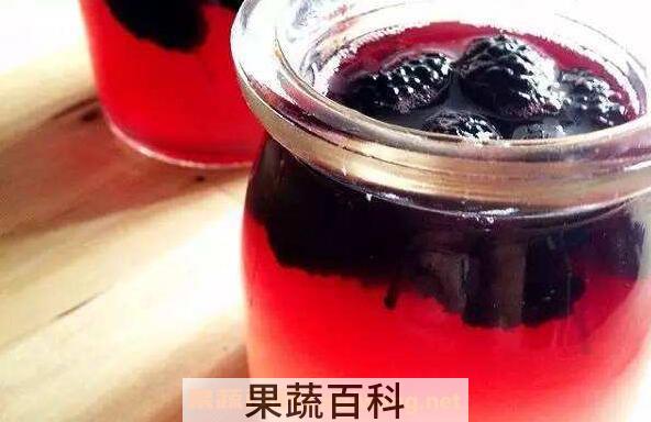 桑葚酒的功效与作用 喝桑葚酒的好处