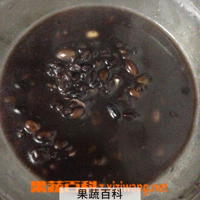 果蔬百科四黑粥