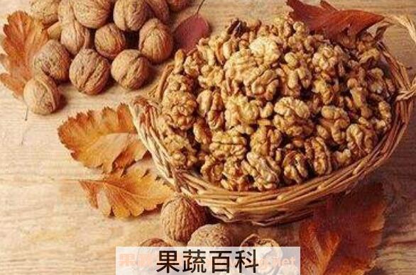核桃仁的功效与作用 吃核桃仁的好处