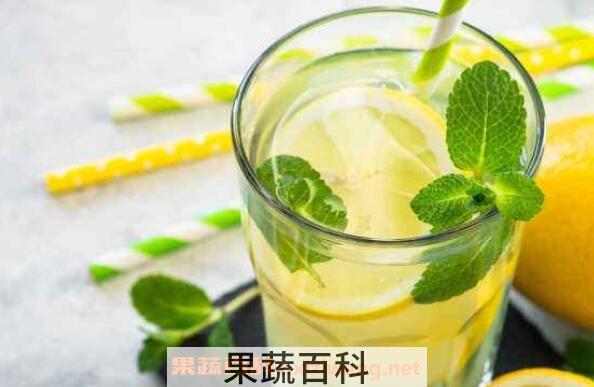 喝柠檬水有什么好处 长期喝柠檬水的坏处