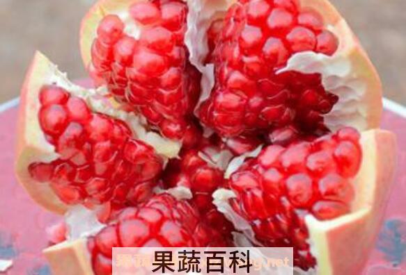 石榴皮煮水的6个功效