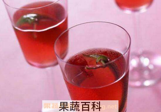 酸石榴泡酒的功效与作用