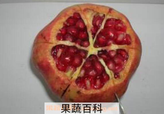 怎么剥石榴快速简单 怎么剥石榴不染手