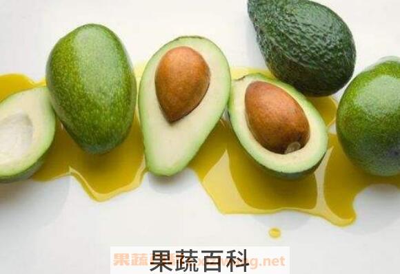 吃牛油果有什么好处 吃牛油果的好处和功效