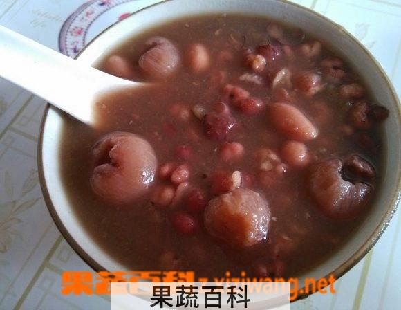 果蔬百科薏米红豆粥