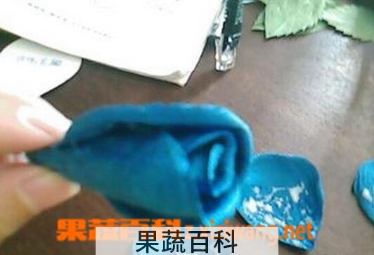果蔬百科玫瑰花的折法