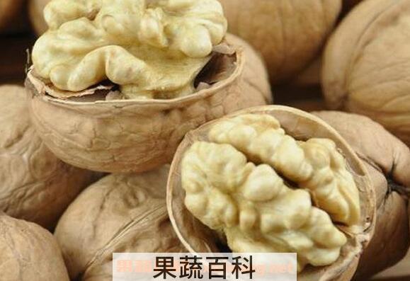 吃核桃有什么好处 吃核桃的好处与功效