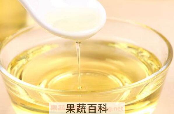油茶籽油的功效与作用 油茶籽油的好处