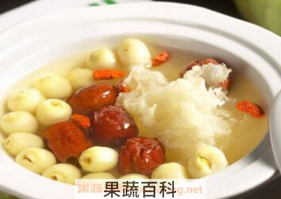 新鲜莲子怎么吃比较好 新鲜莲子的吃法技巧