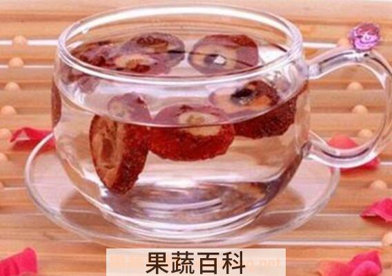 山楂干泡水的功效