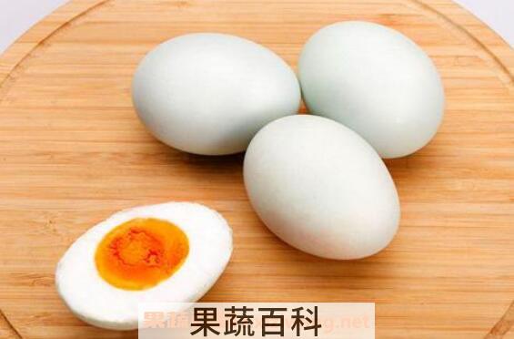 鸡蛋过敏症状有哪些 鸡蛋过敏怎么办