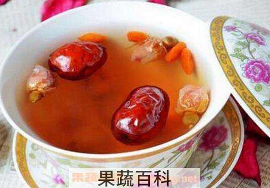 红枣枸杞泡水喝的功效 红枣枸杞怎么泡水好
