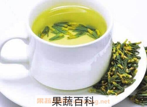 莲子心的功效与作用 莲子心泡水喝的好处