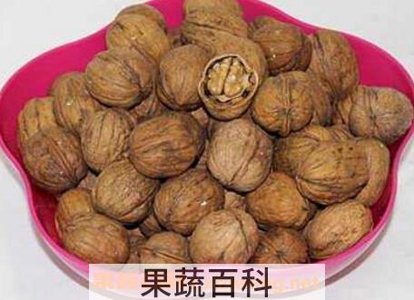 吃核桃的好处有哪些 吃核桃的坏处