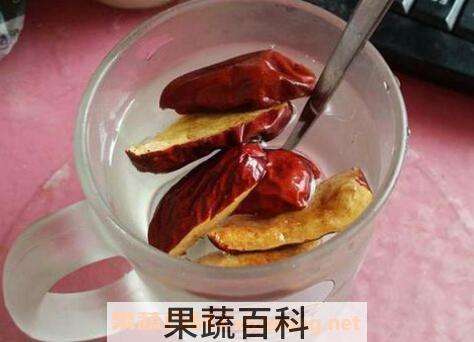 大枣泡水喝的功效 大枣如何泡水喝