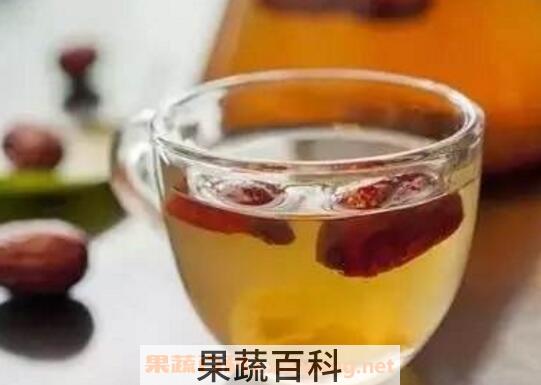 红枣枸杞泡水喝的功效与作用