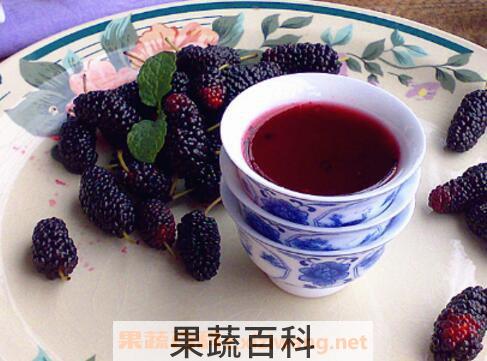 桑葚泡酒的功效与作用 桑葚泡酒的做法